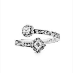 Pandora Silver abstract square & circle ring
